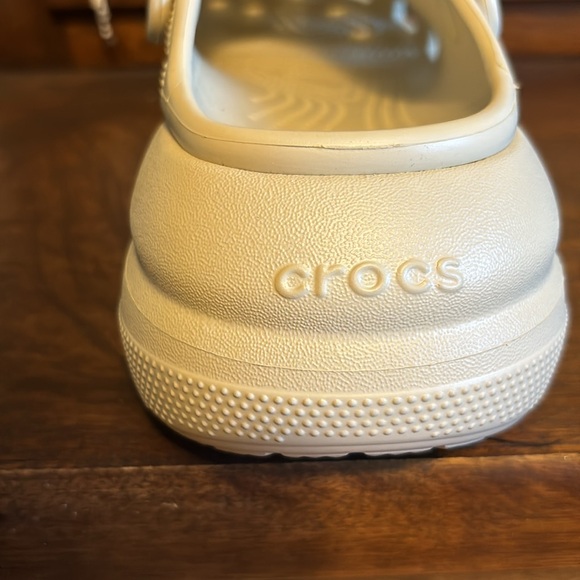 Bone Colored Platform Croc NEW! - Picture 3 of 6